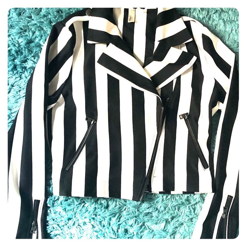 Cropped Moto Jacket